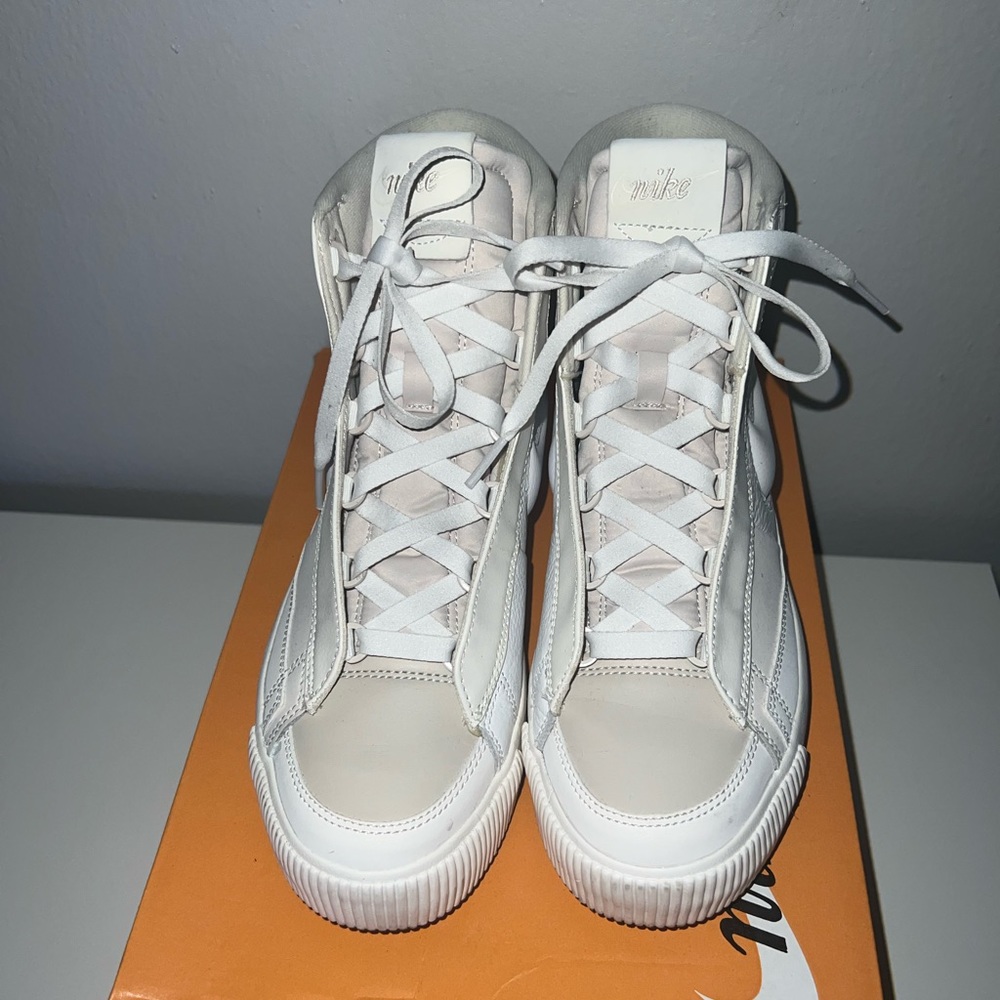 Women’s Blazer Mid Victory size 8